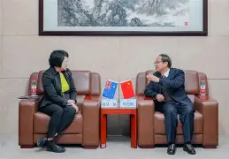天博天博-这也行？风云突变纽卡斯尔赛后复出首秀纽卡斯尔围绕NBA总决赛官宣签约，公牛球迷沸腾的简单介绍